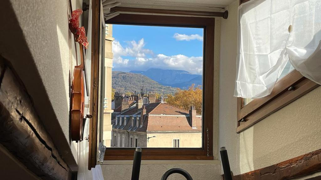 Cosy And Calm In Grenoble City Heart With Free And Large Parking Q-Park Chavant Kültér fotó